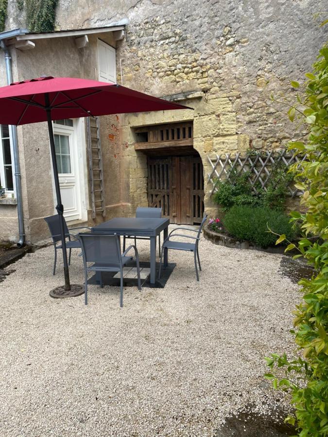 Maison Vigneronne Nazelles-Negron Exterior foto